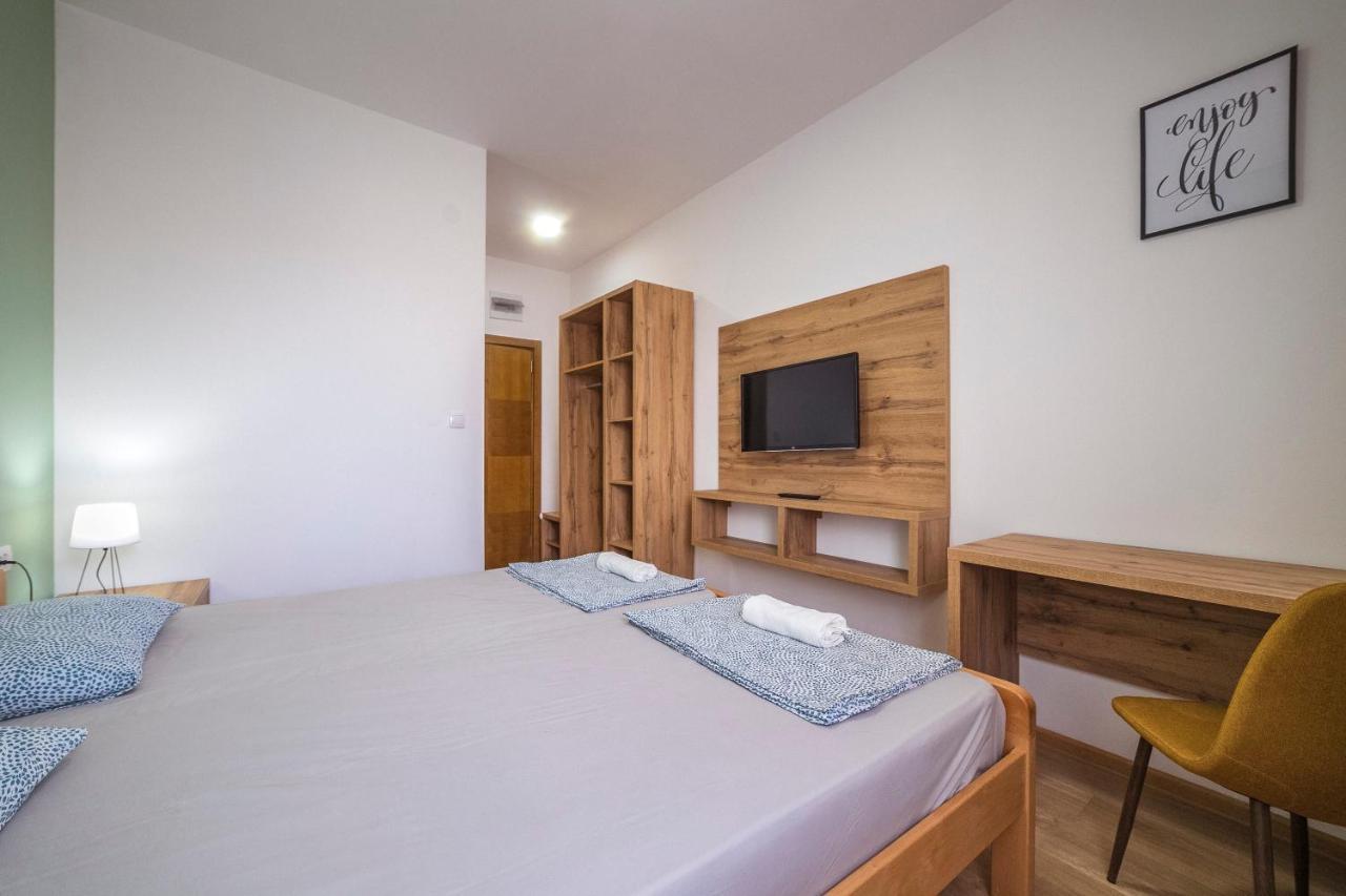 Apart hotel Zoe Pirot Exterior foto